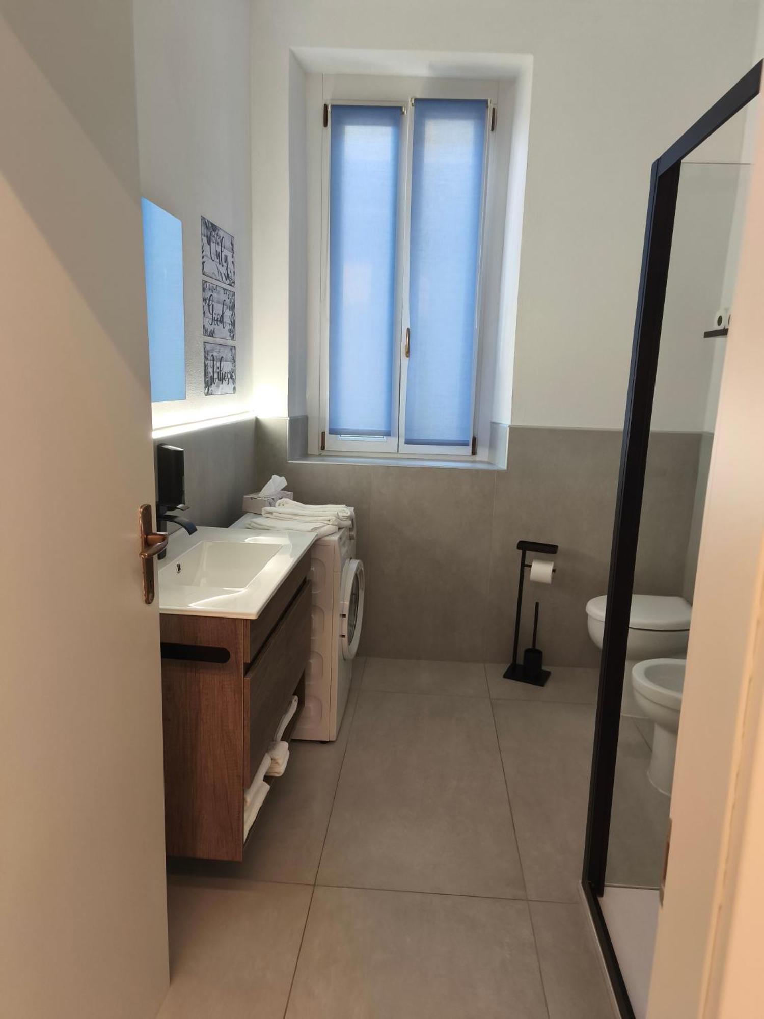Ferienwohnung La Terrazza In Centro Treviglio Zimmer foto